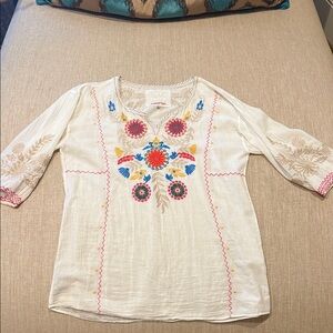 Johnny Was White Tunic with Colorful Embroidery